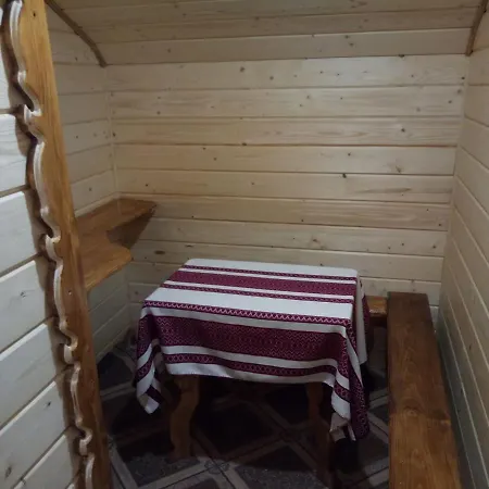 Міні Хаус *
